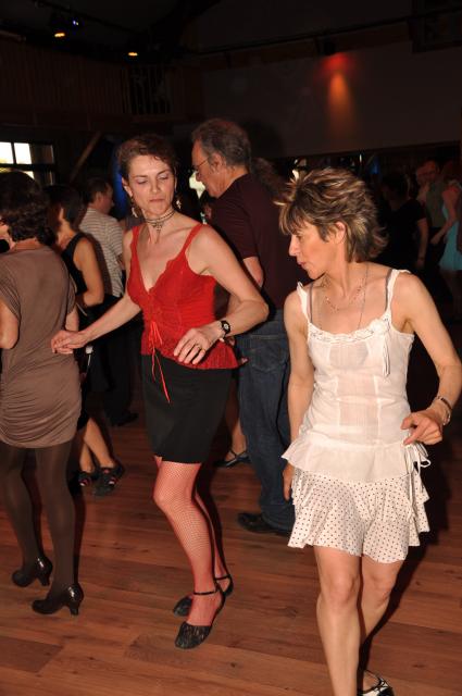 min 2010 04 18 station danse 213